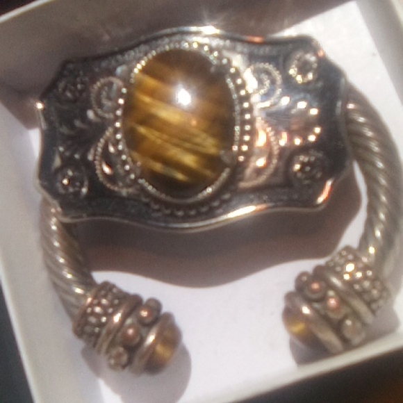 Tigers eye bracelet and belt buckle - Picture 1 of 1